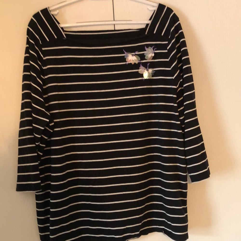 Woman’s fall black & white office siren cotton striped stretchy blouse